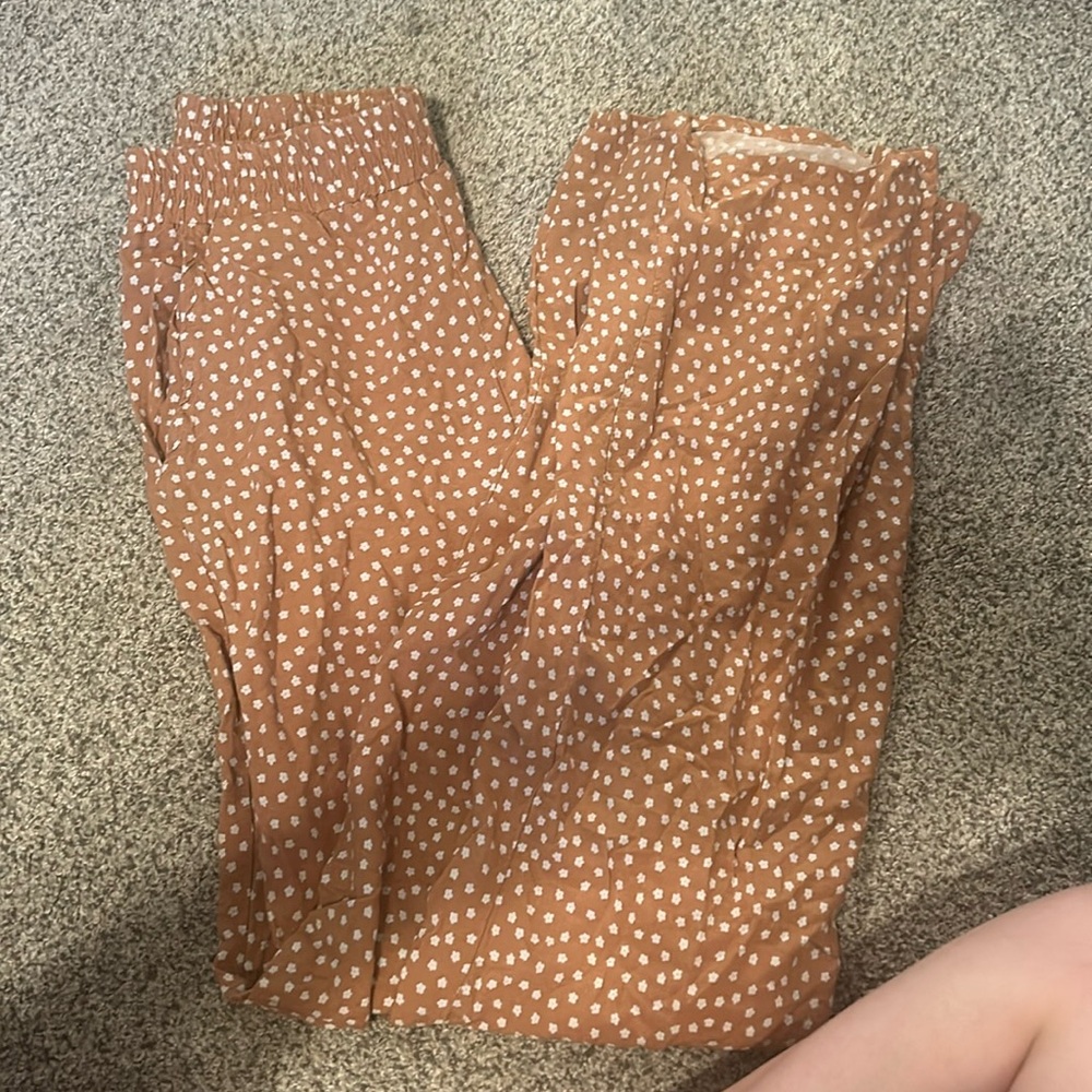 H&M brown flower flowy pants